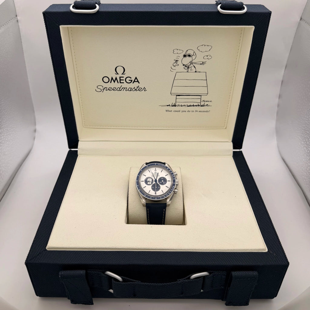 Omega Speedmaster Anniversary Series Co-Axial Master Chronometer Chronograph ‚ÄúSilver Snoopy Award‚Äù Silver Dial on Nylon Strap 310.32.42.50.02.001 2020