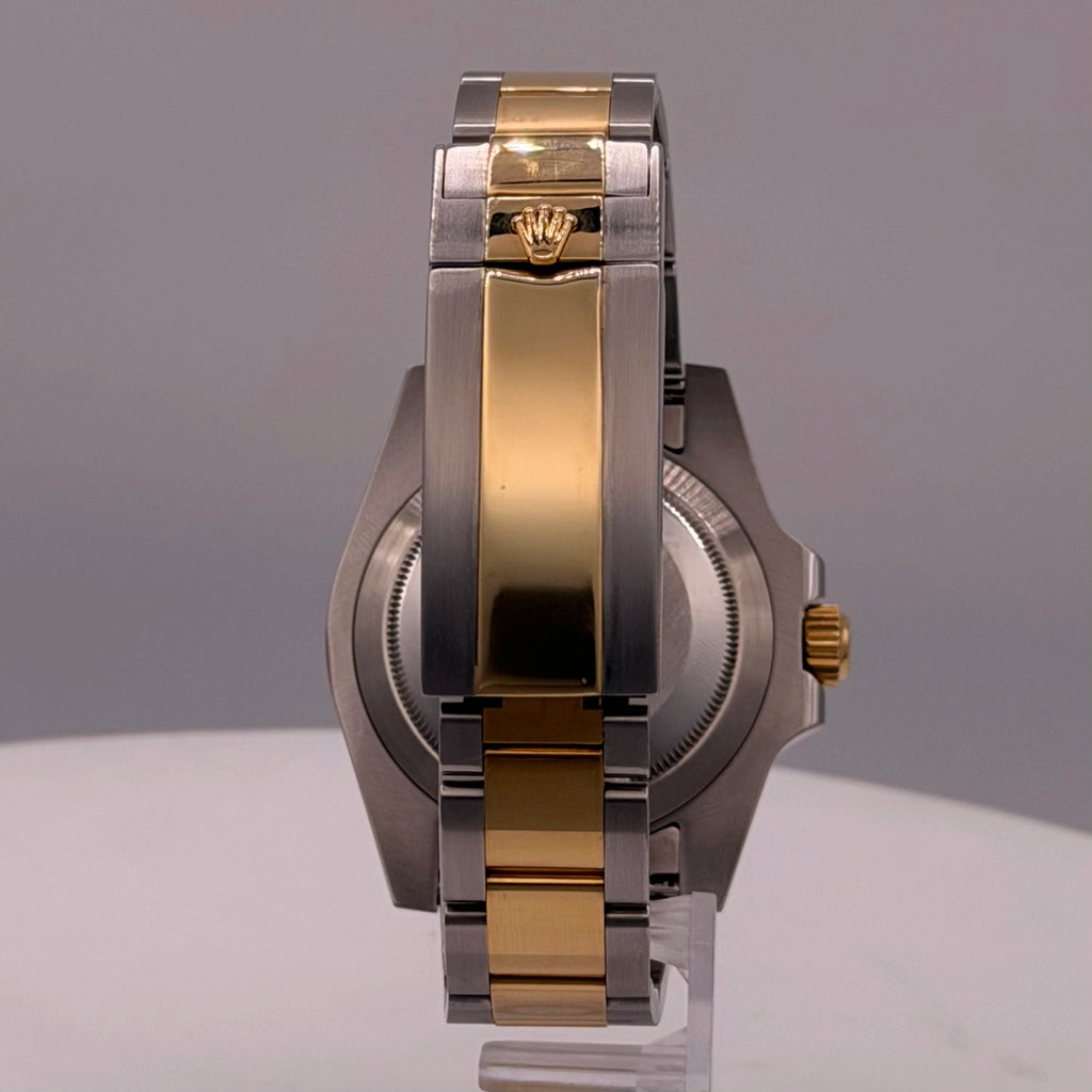 Rolex Submariner Black Index Dial on Oyster 116613 Card 2014